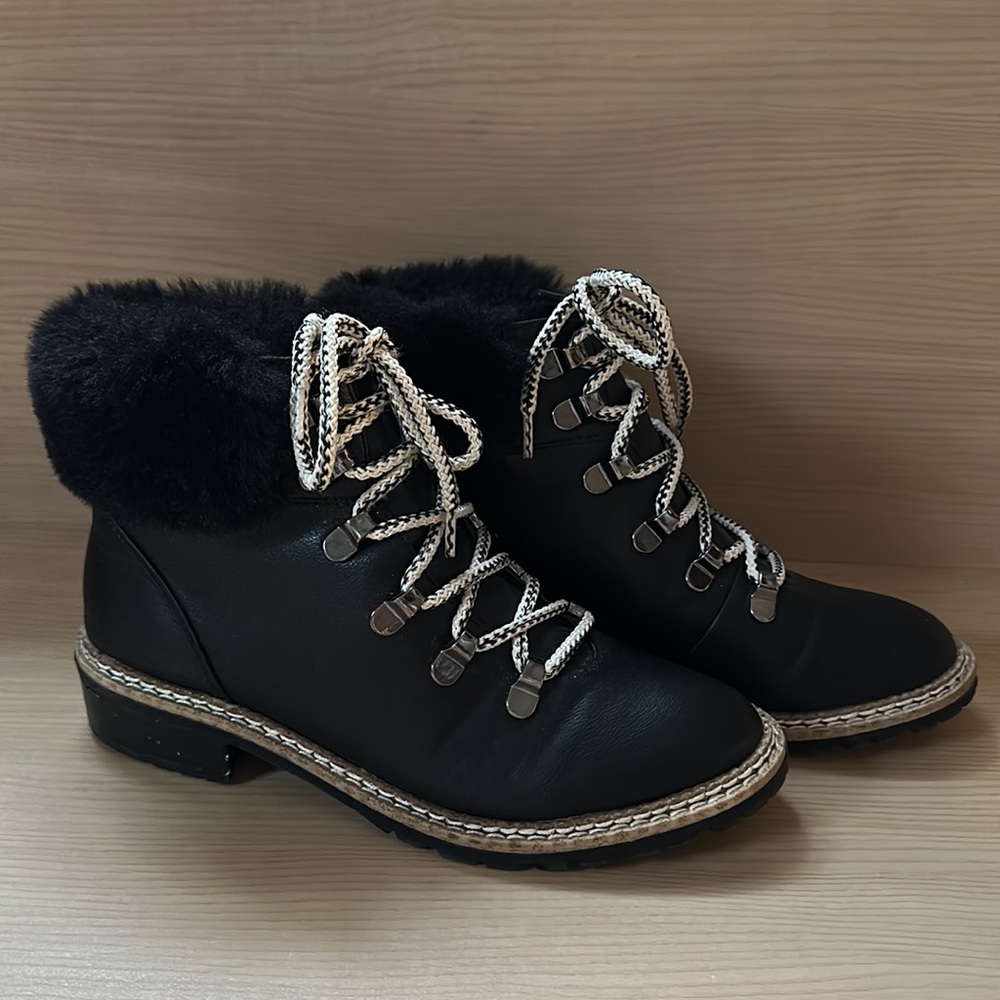 Express Black Faux Fur Hiker Boots 6